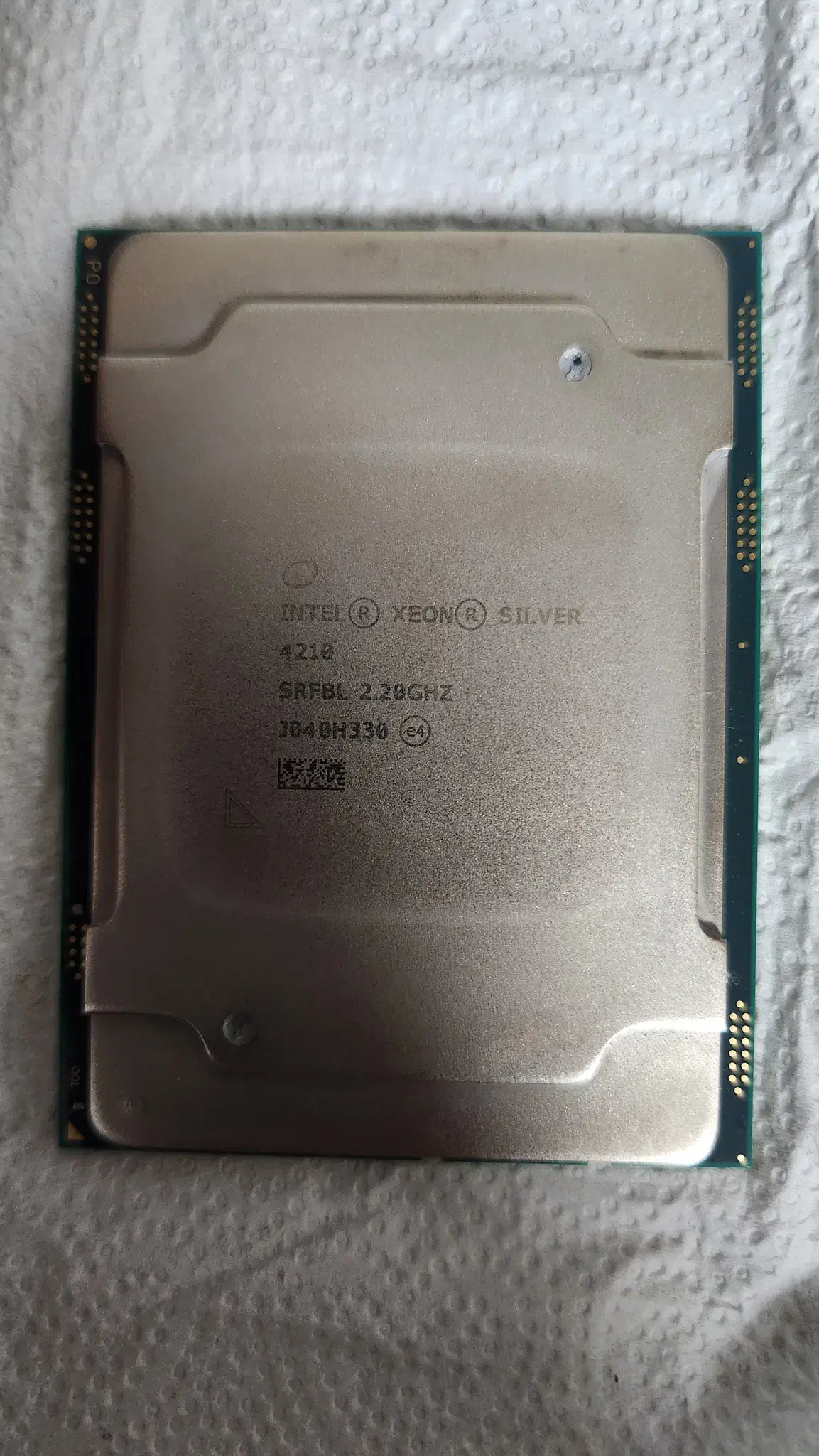 Xeon silver 4210